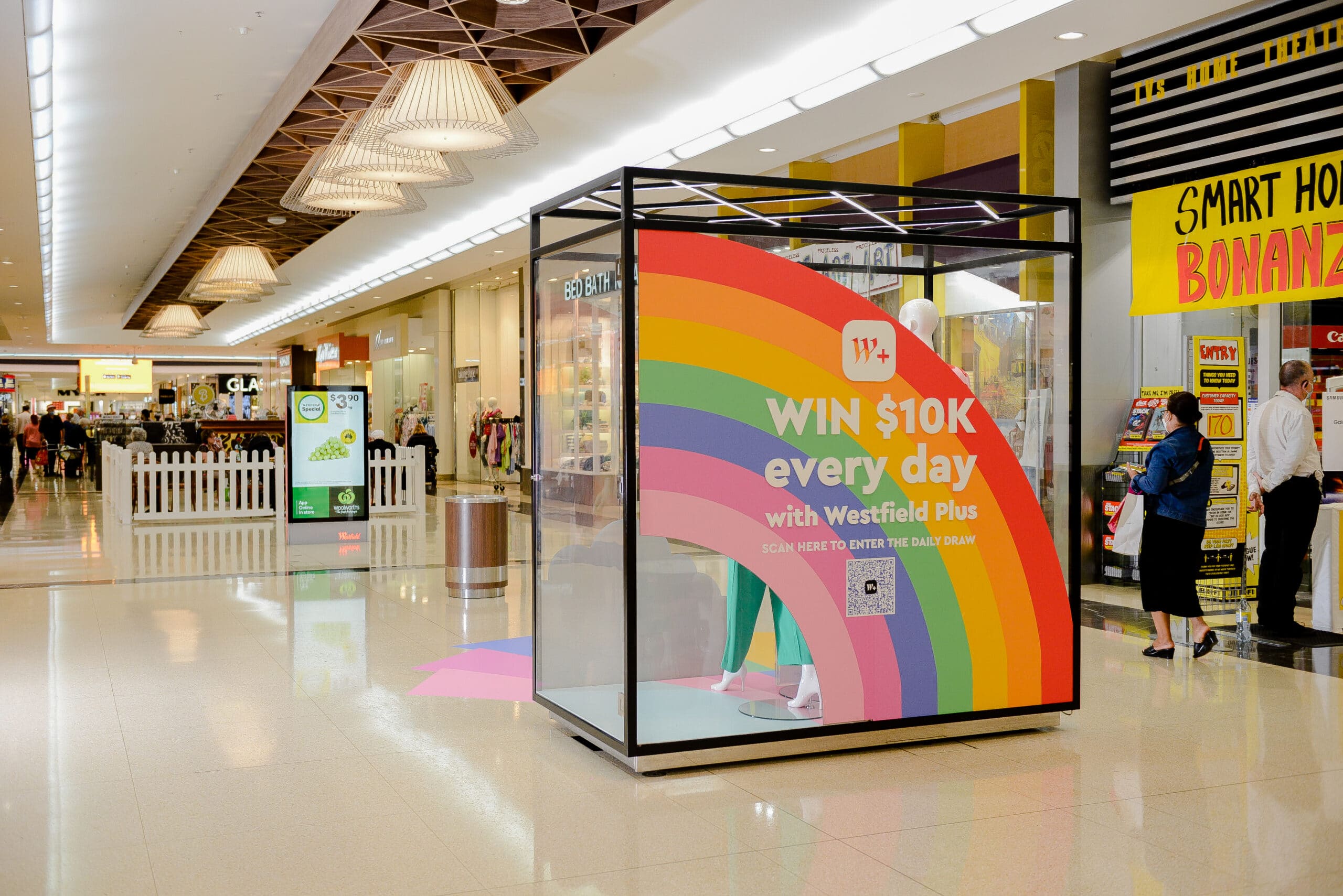 Westfield Win, 22 VM Takeover - Enque Agency